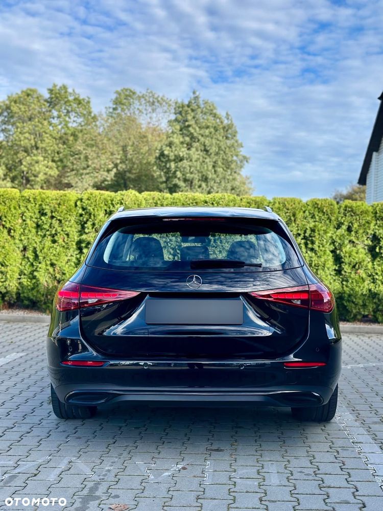 Mercedes-Benz Klasa C 300 de PHEV Avantgarde - 11