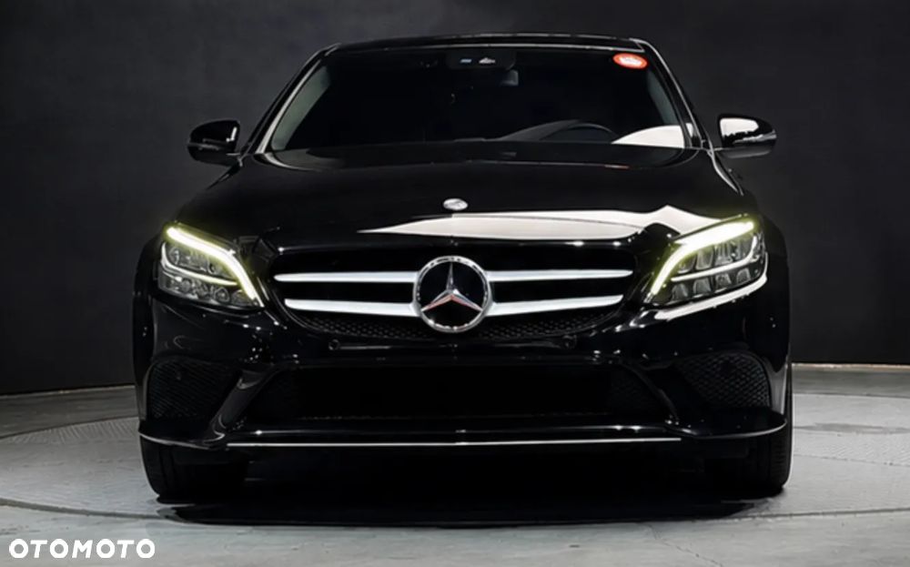 Mercedes-Benz Klasa C 200 9G-TRONIC Edition - 3