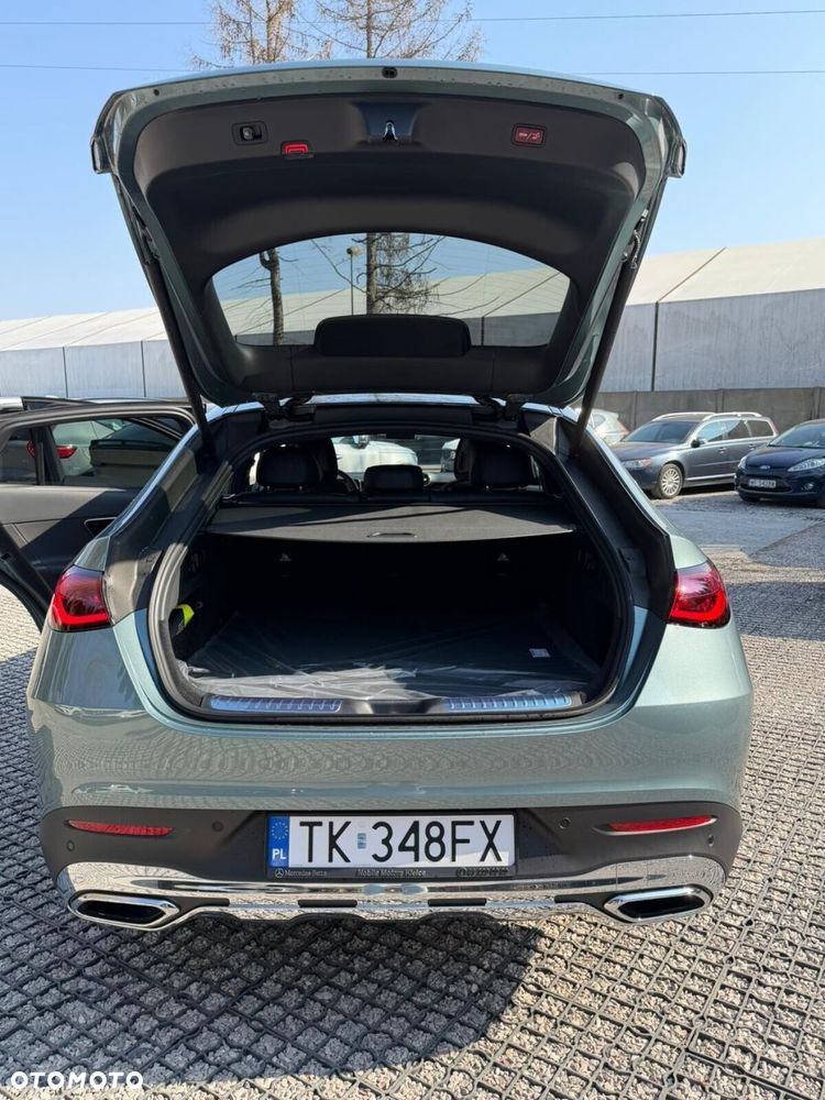 Mercedes-Benz GLC - 12