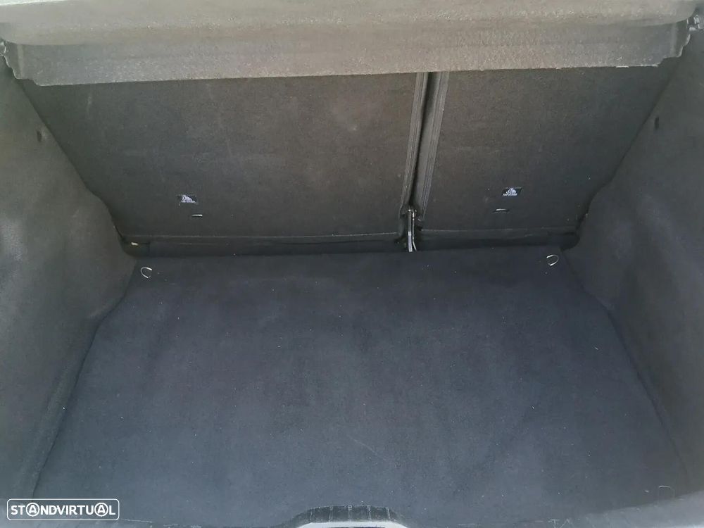 Citroën C4 Cactus Pure Tech e-THP 110 Stop&Start Shine — fotografia 31