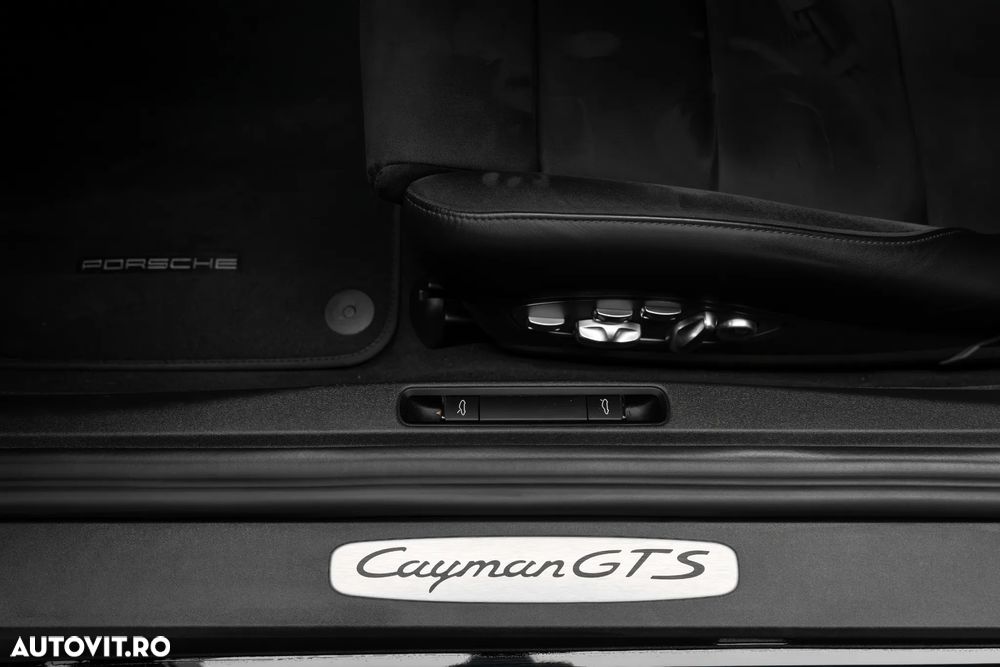 Porsche Cayman GTS 4.0 PDK - 21
