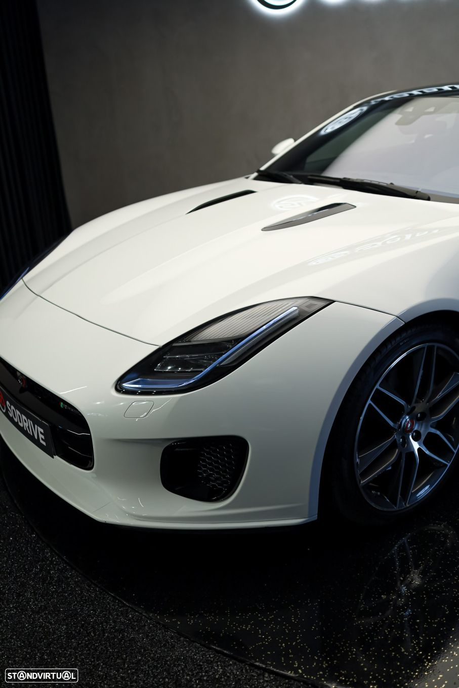 Jaguar F-Type 2.0 i4 R-Dynamic - 31