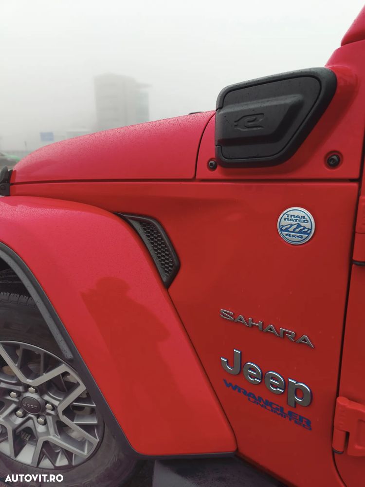 Jeep Wrangler 2.0 4xe AT8 PHEV Sahara - 4