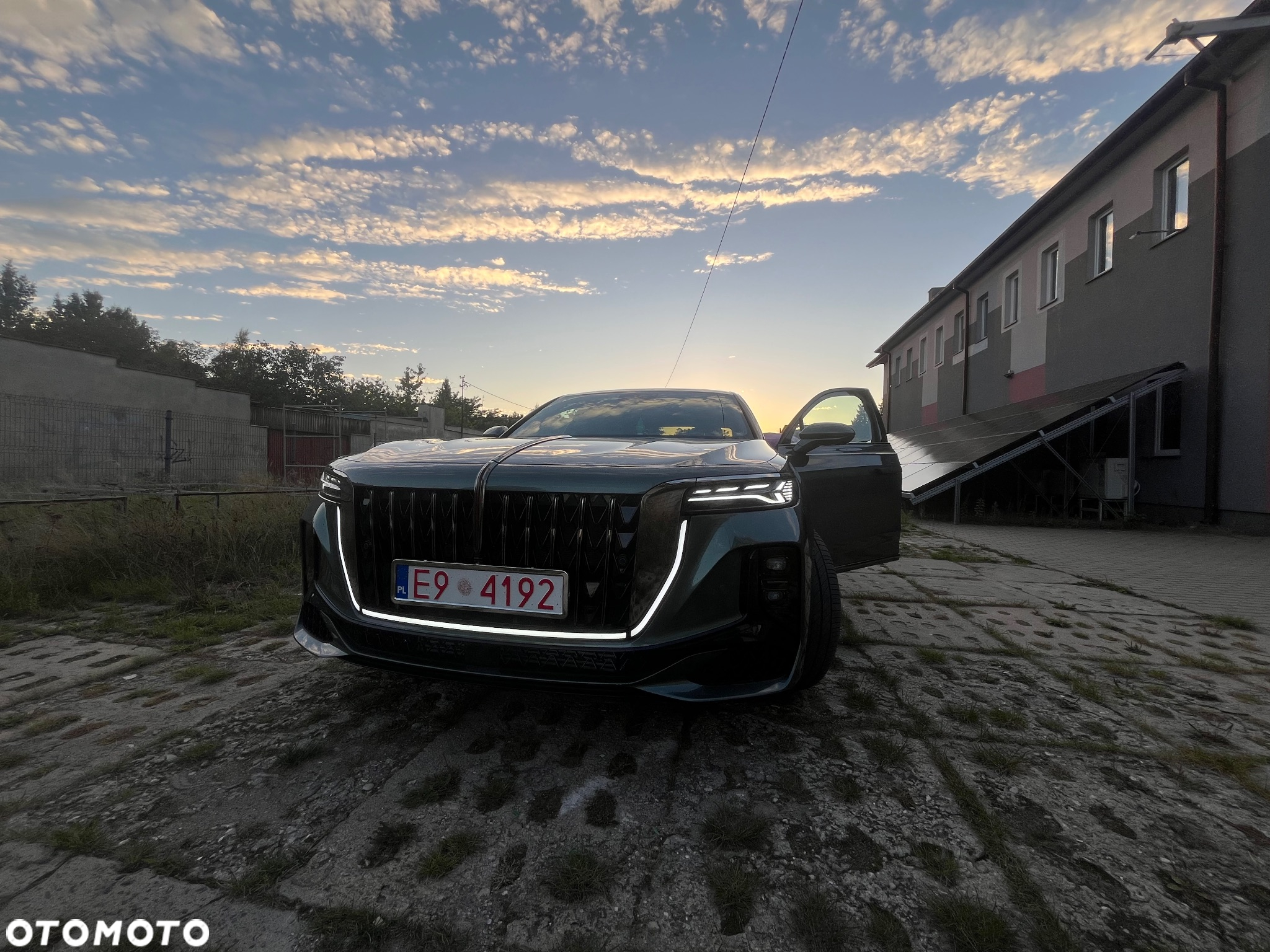 Hongqi H9 2.0T Deluxe - 9