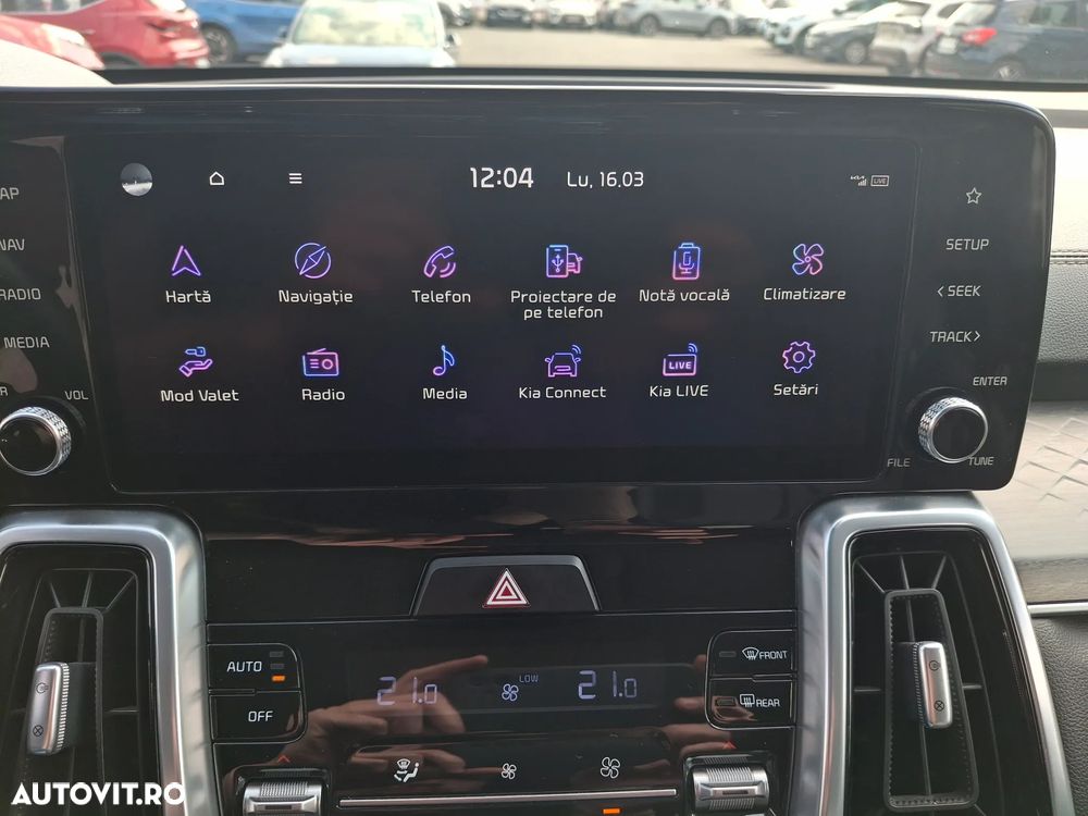 Kia Sorento 2.2 DSL 8AT 4x4 Cosmo - 23