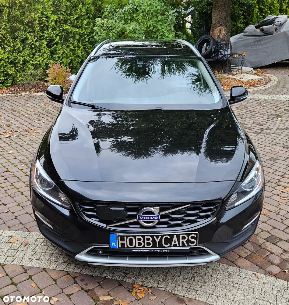 Volvo V60 Cross Country - 3