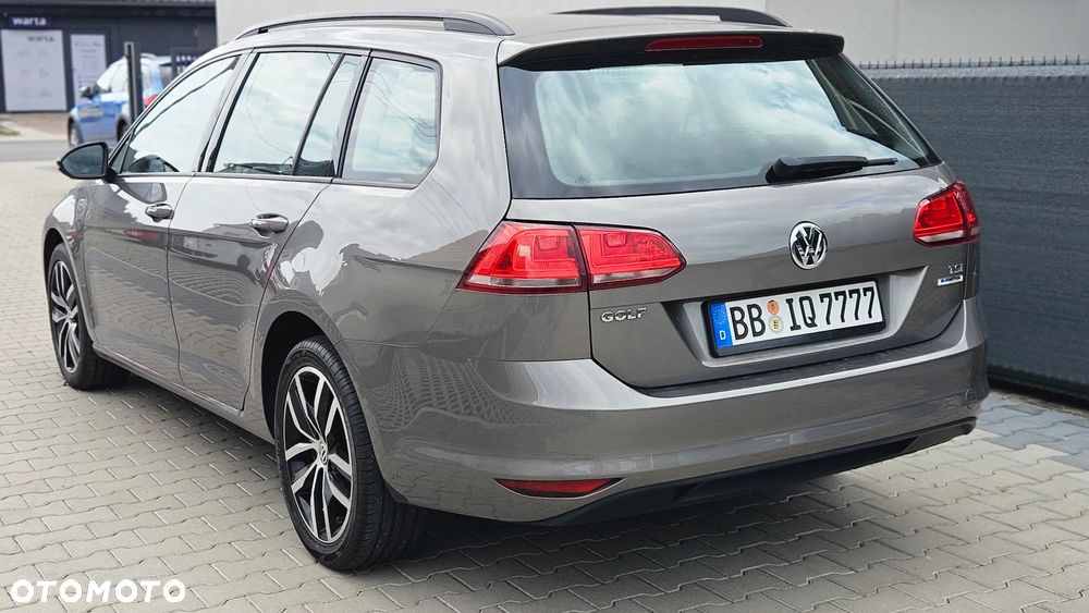 Volkswagen Golf - 12