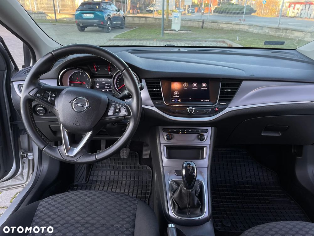 Opel Astra 1.2 T Business Edition S&S - 11