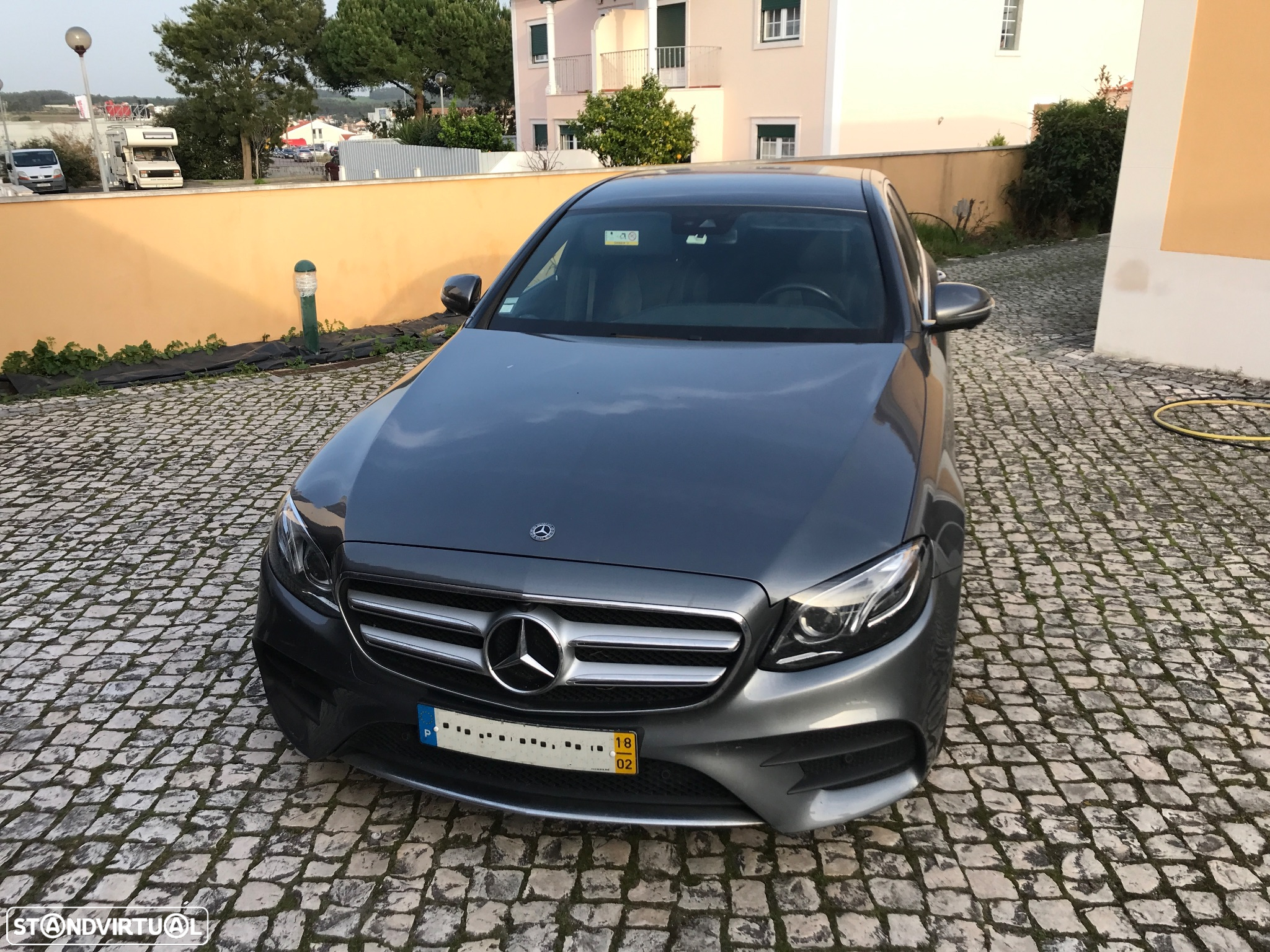 Mercedes-Benz E 220 - 8