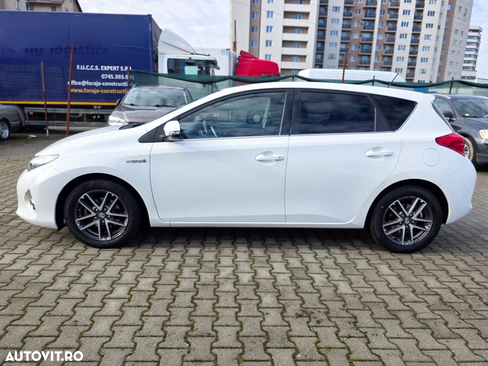 Toyota Auris - 10