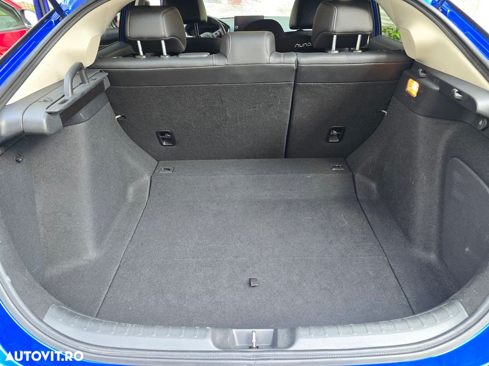 Honda Civic 2.0 e:HEV E-CVT Advance - 15