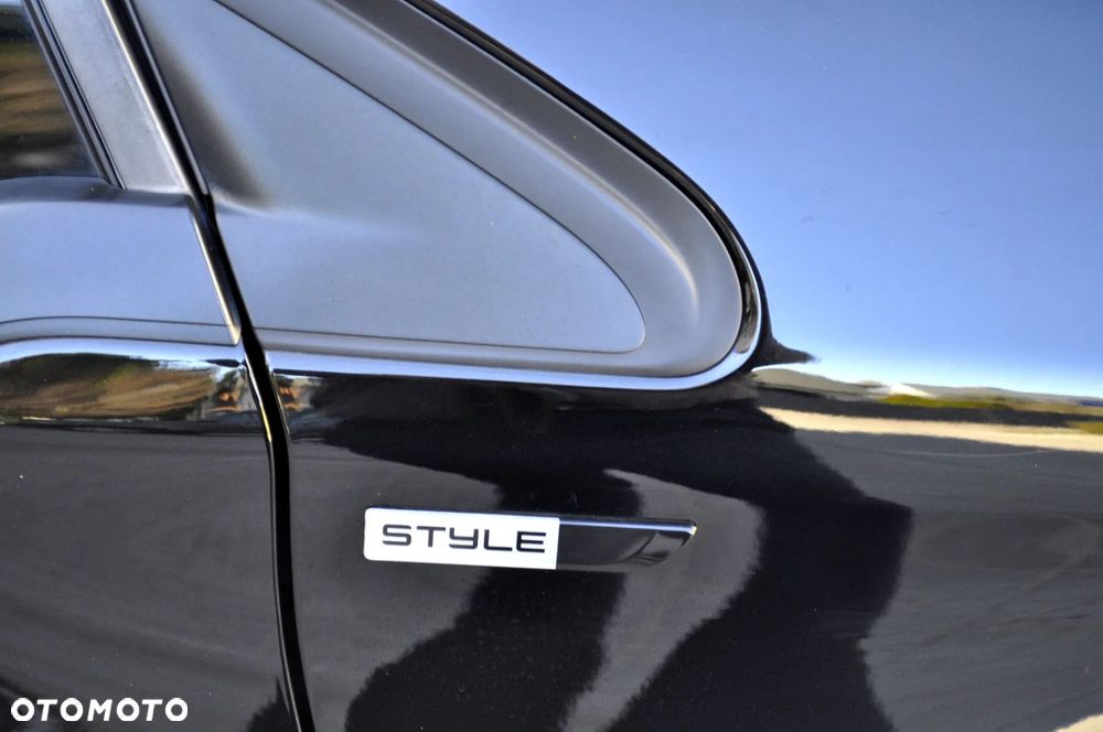 Peugeot 208 82 PureTech Style - 19
