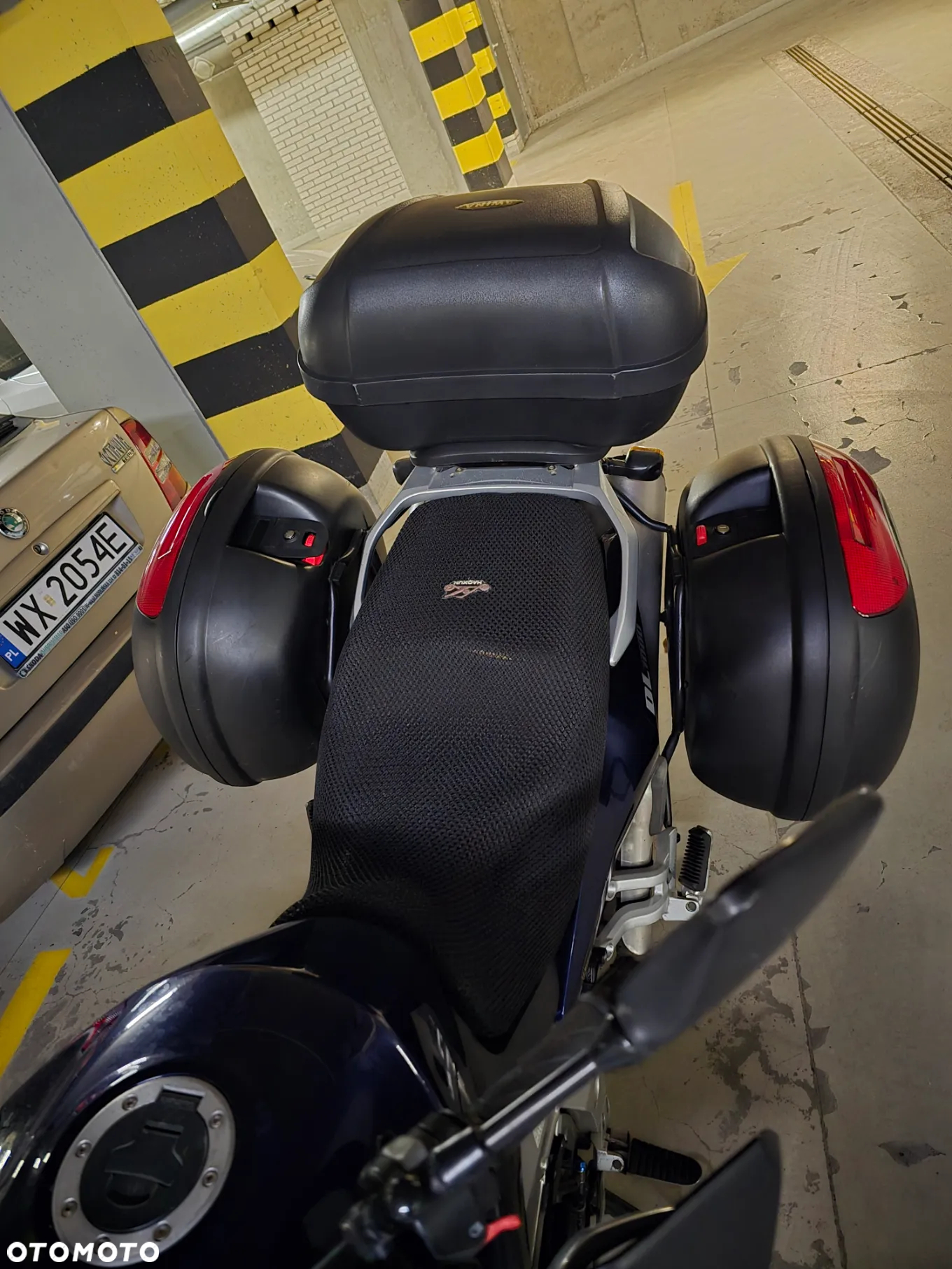 Suzuki V-STROM - 11