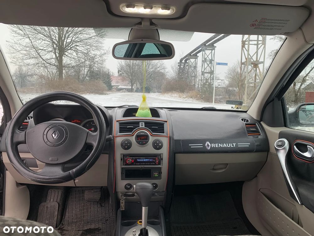 Renault Megane - 11