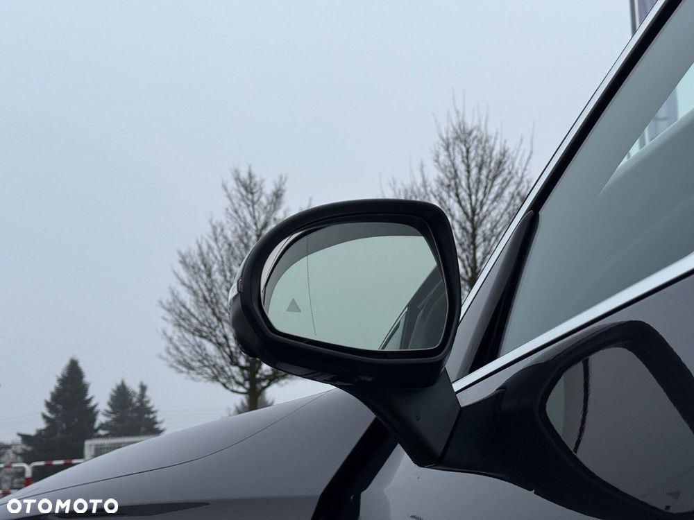 Mercedes-Benz GLC - 11