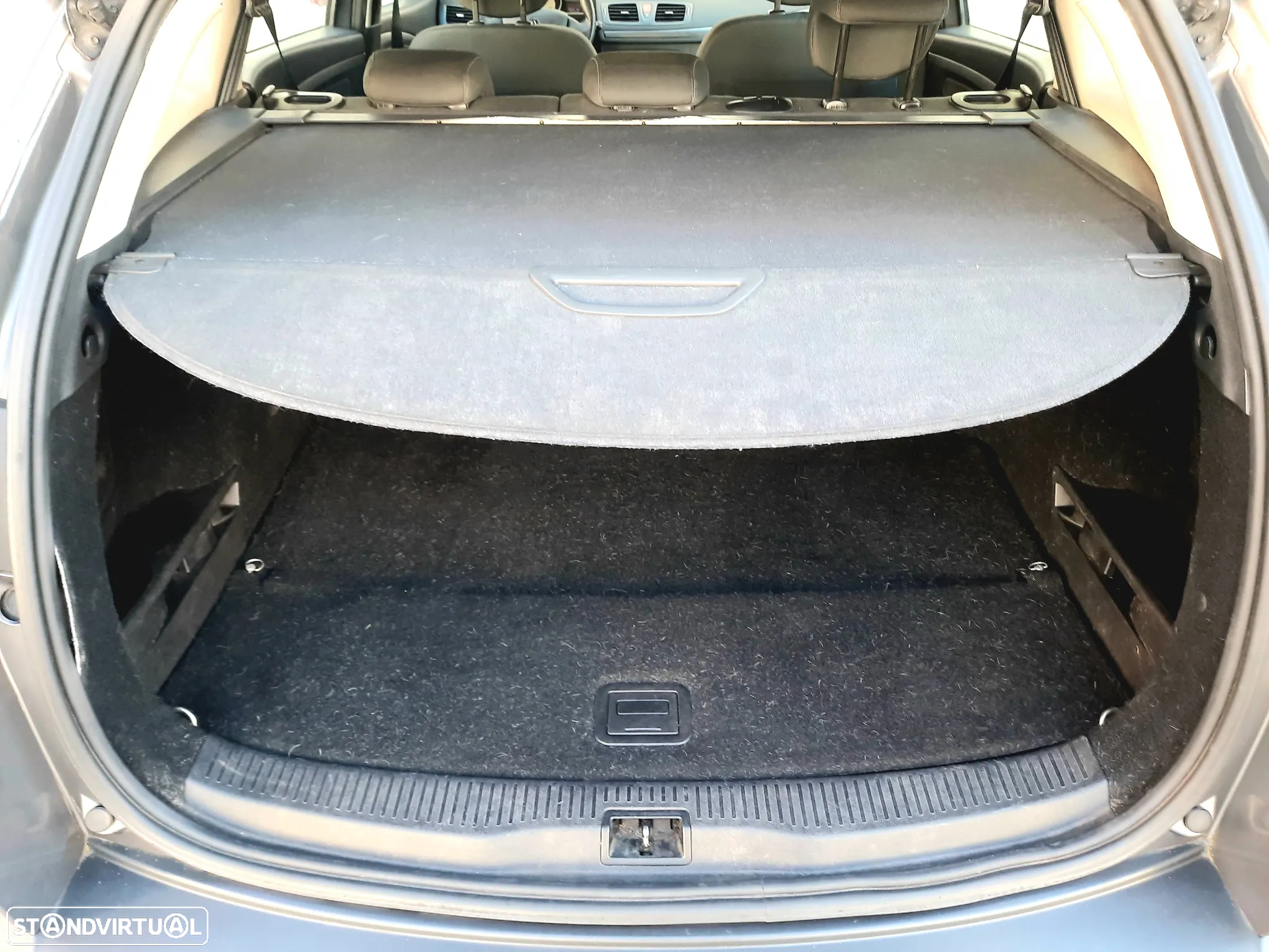 Renault Mégane Sport Tourer 1.5 dCi Confort CO2 Champion - 9