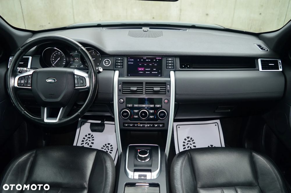 Land Rover Discovery Sport - 13