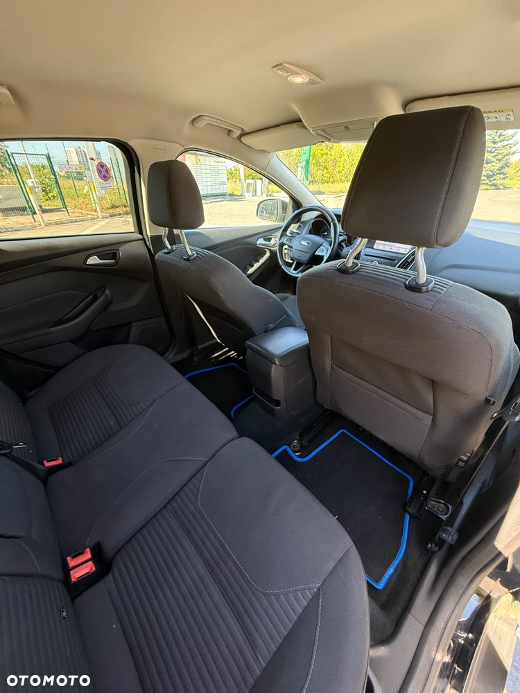 Ford Focus 1.0 EcoBoost Titanium - 13