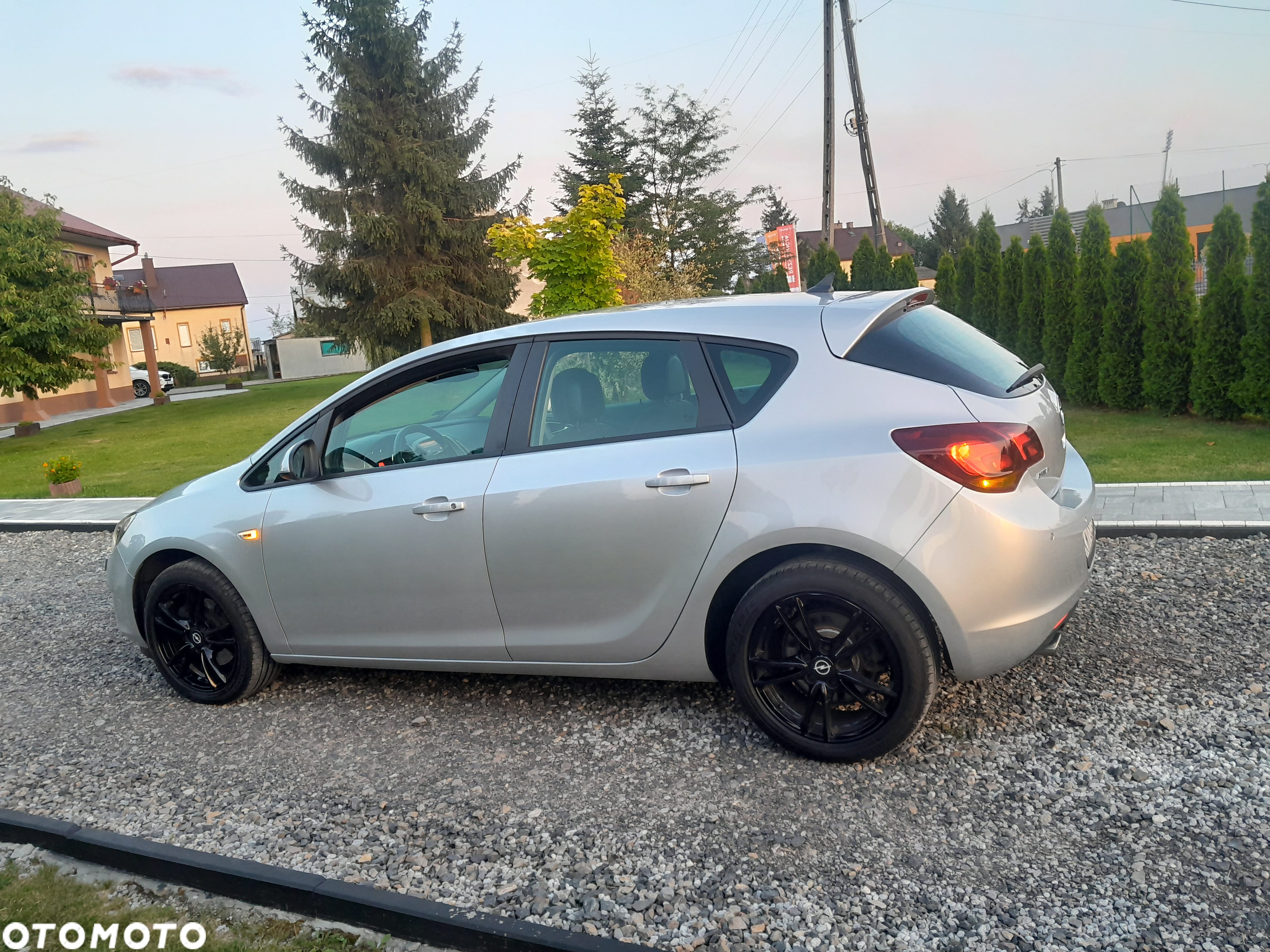 Opel Astra IV 2.0 CDTI Sport - 4