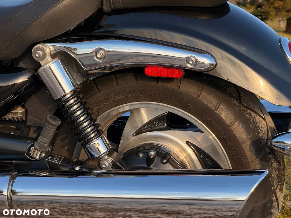 Triumph Rocket - 33