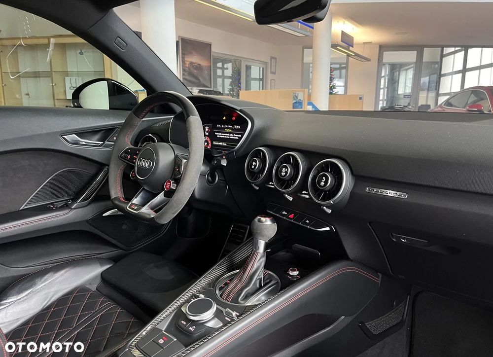 Audi TT RS Coupé - 25