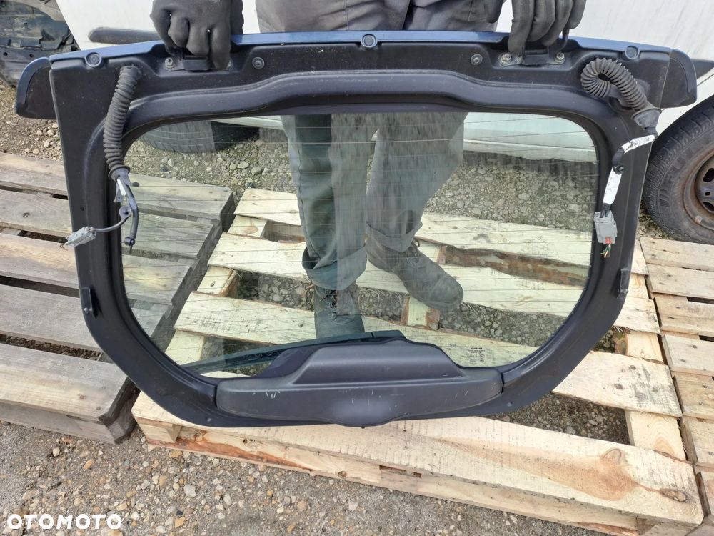 Volvo C30 klapa bagażnika R-Design kod lakieru 466-46 i inne - 5