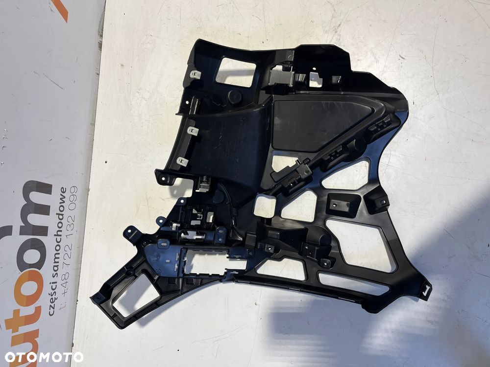 SLIZG ZDERZAKA PRAWY PRZOD MOCOWANIE BMW X1 U11 U12 51119881916 21- - 2