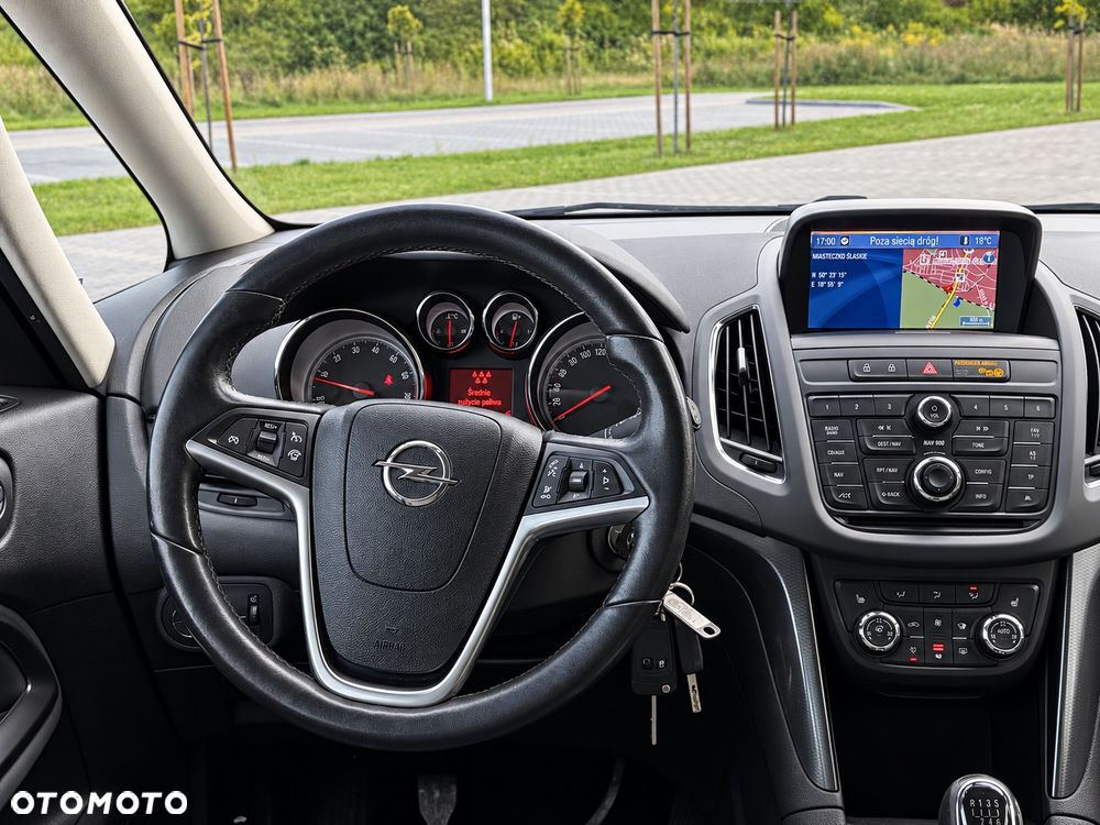 Opel Zafira 1.4 T Cosmo EcoFLEX S&S - 28