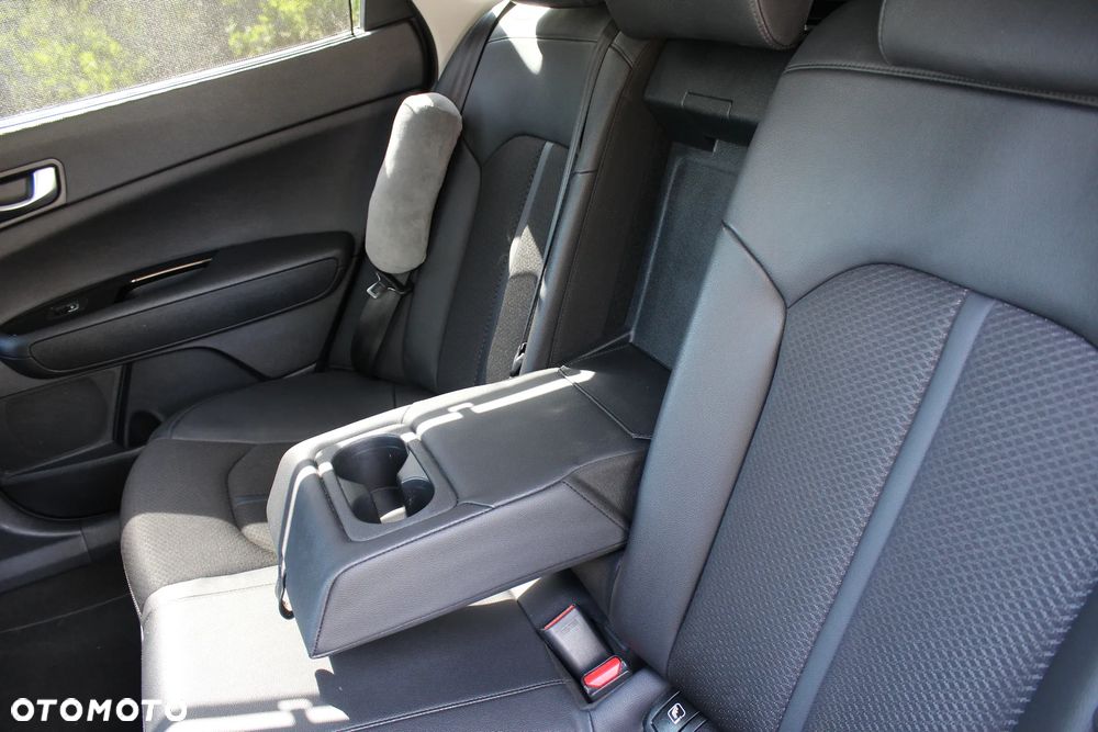 Kia Optima 2.0 L - 17