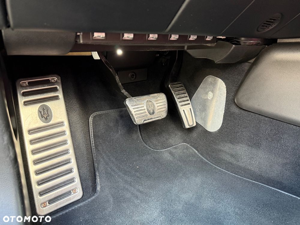 Maserati Ghibli S Q4 GranSport - 32