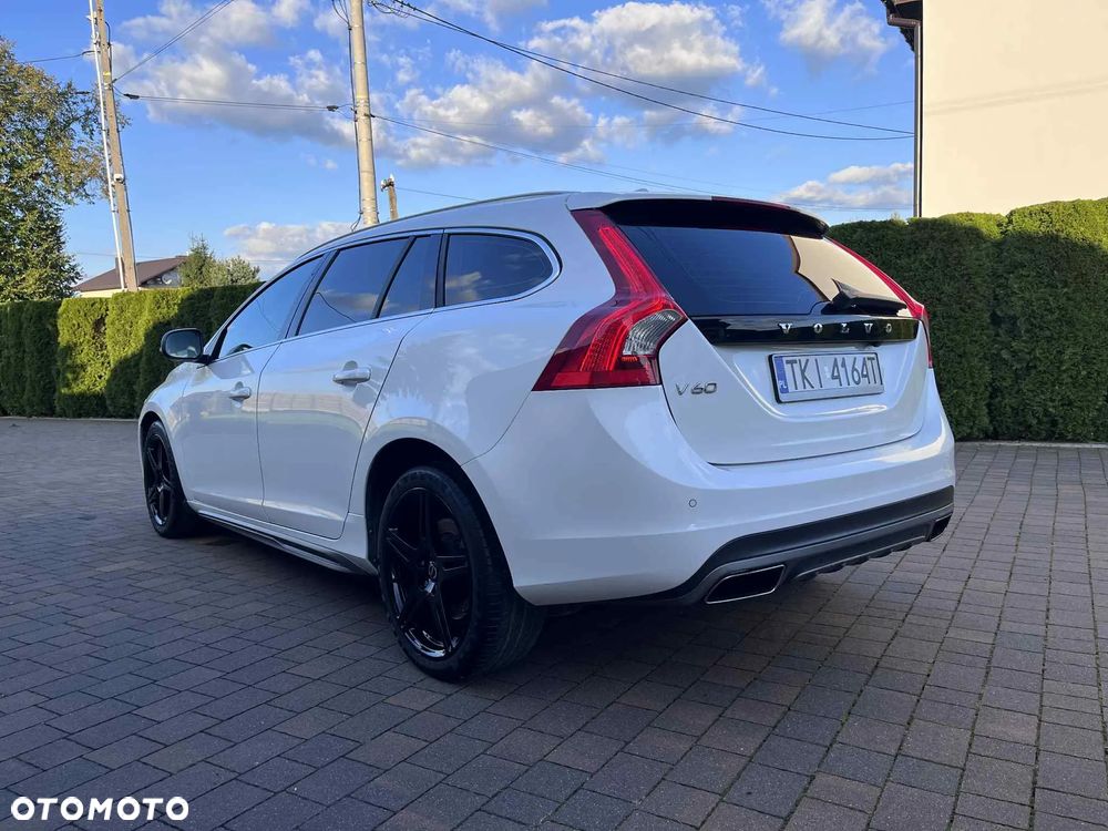 Volvo V60 D2 Geartronic Powershift Edition Pro - 3