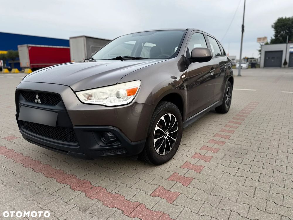 Mitsubishi ASX - 1