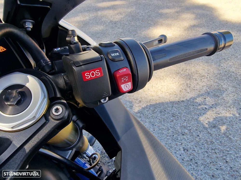 BMW S 1000 RR - 11