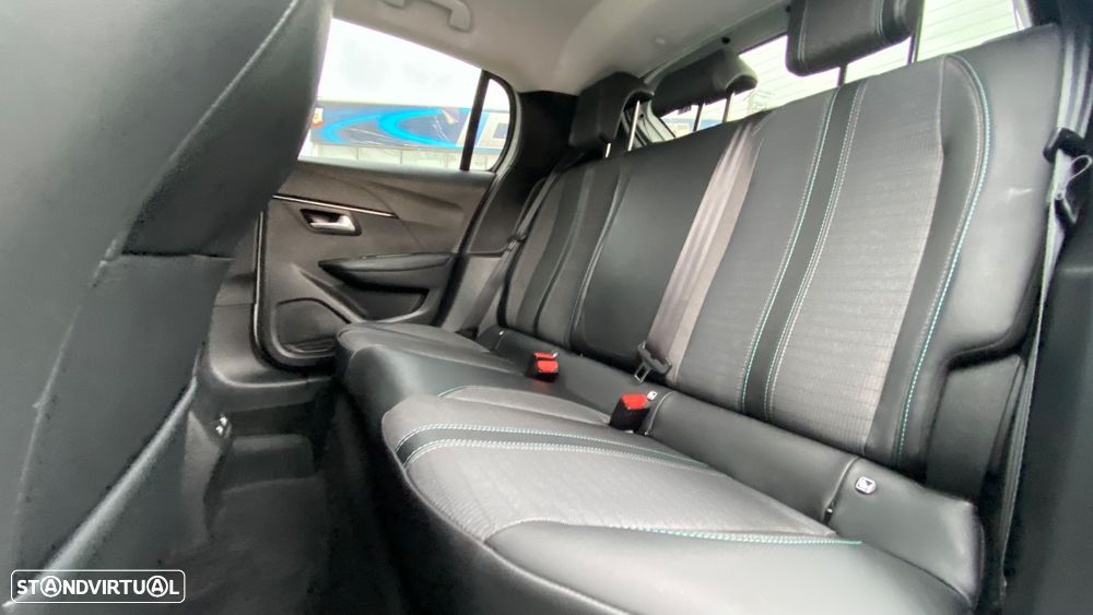 Peugeot e-208 50 kWh Allure Pack - 23