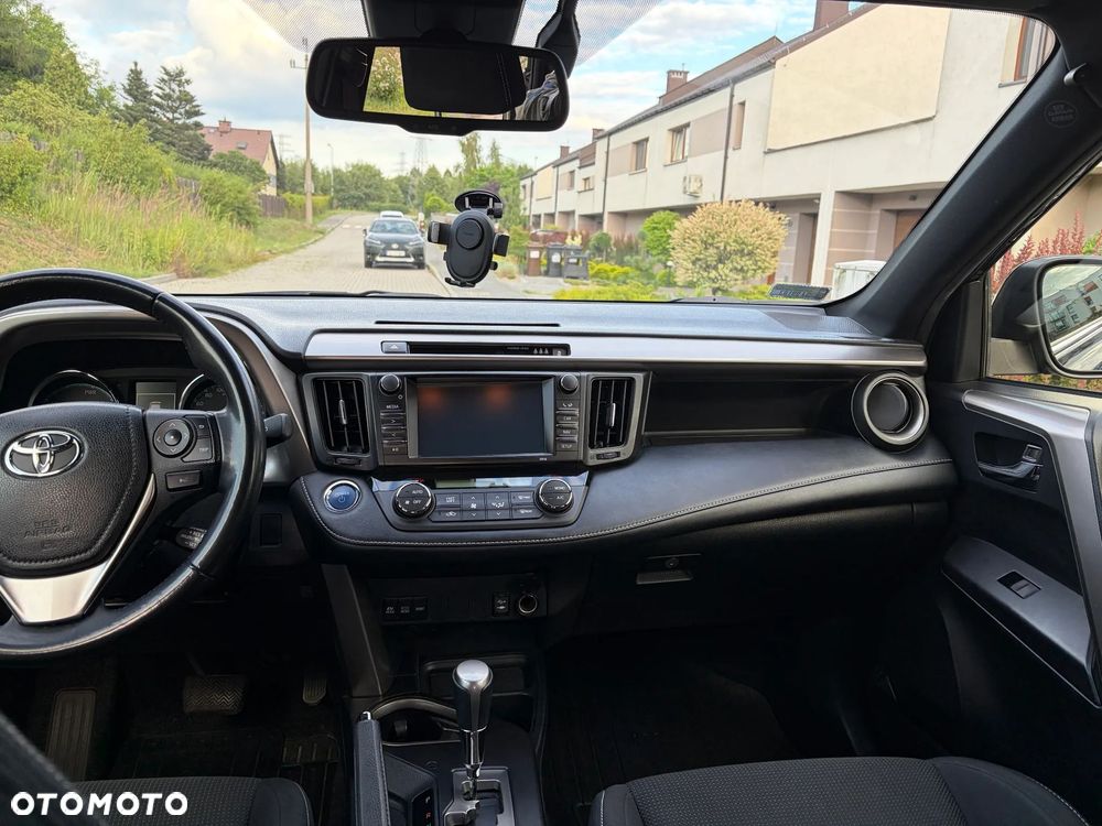 Toyota RAV4 Hybrid Premium 4x2 - 22