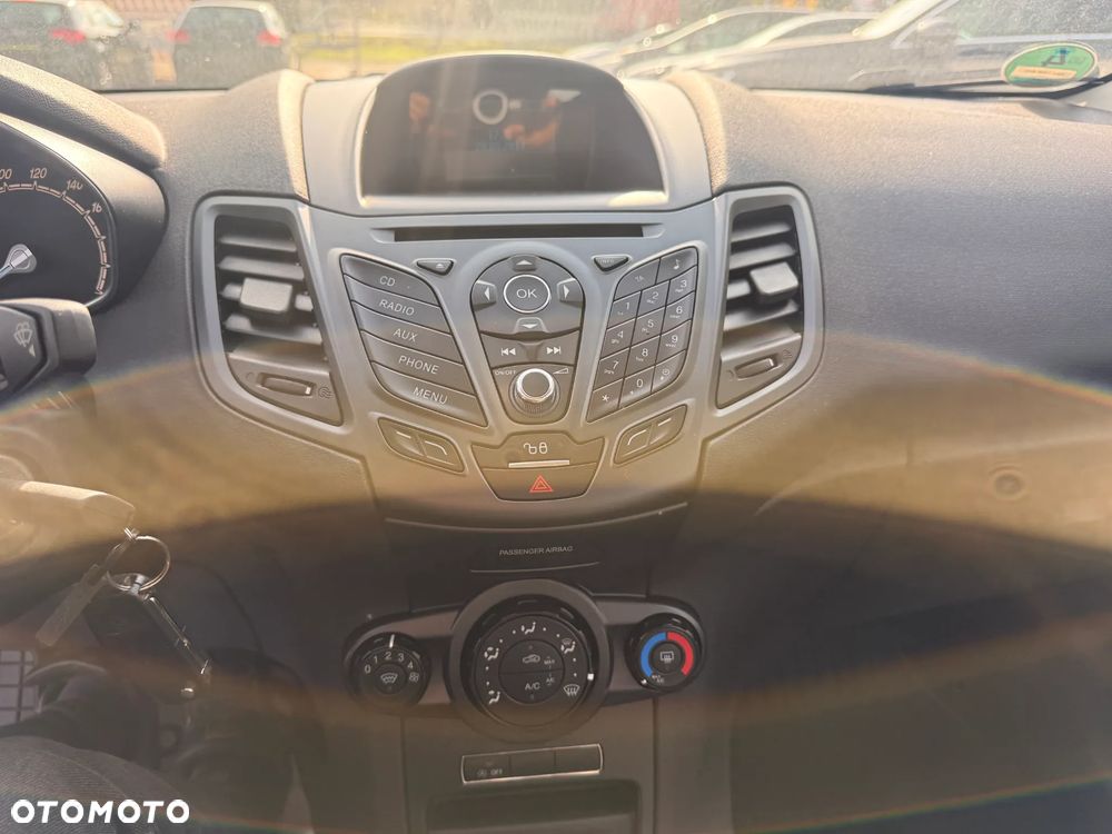 Ford Fiesta 1.0 EcoBoost Gold X EU6 - 25