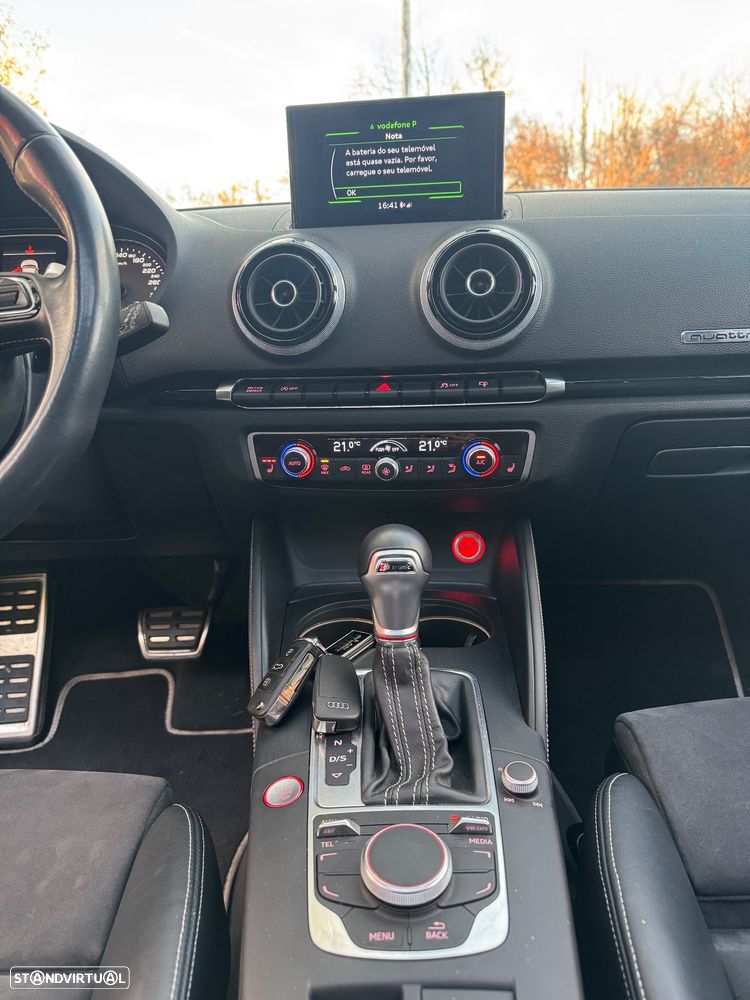 Audi S3 S tronic - 10