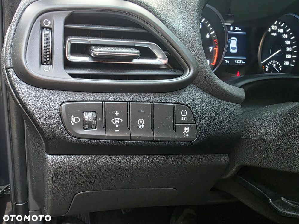 Hyundai i30 1.0 T-GDI Intro Edition - 20