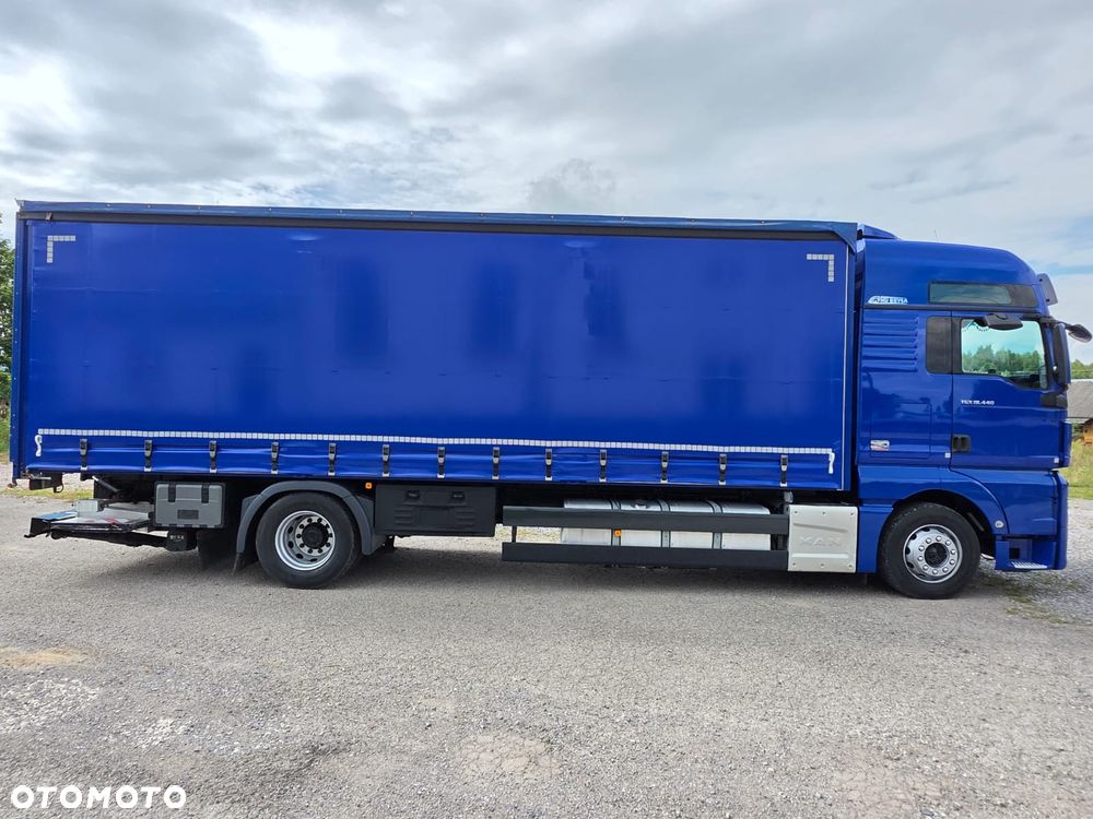 MAN TGX 18.440 / FIRANKA / NISKI PRZEBIEG  / 20 EURO PALET / SPROWADZONY / E6 / AUTOMAT / LODÓWKA / KAMERA / WINDA / DUŻA KABINA / SILNIK 13 LITRÓW - 10