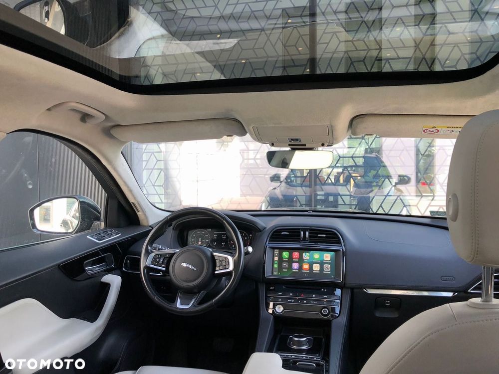 Jaguar F-Pace 2.0 i4P AWD Prestige - 6