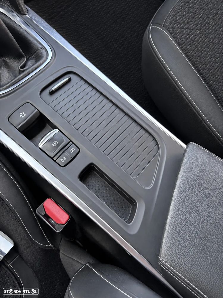 Renault Mégane Sport Tourer 1.6 dCi Intens - 18
