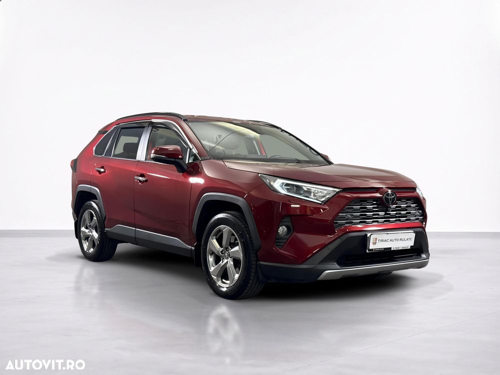 Toyota RAV4 - 8