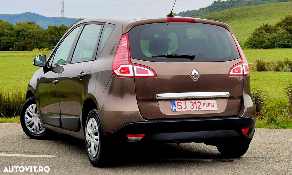 Renault Scenic - 6