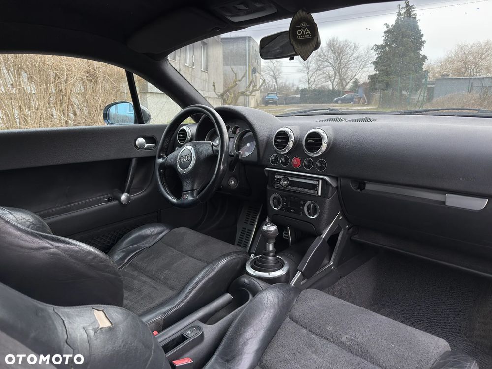 Audi TT Coupé 1.8T - 9