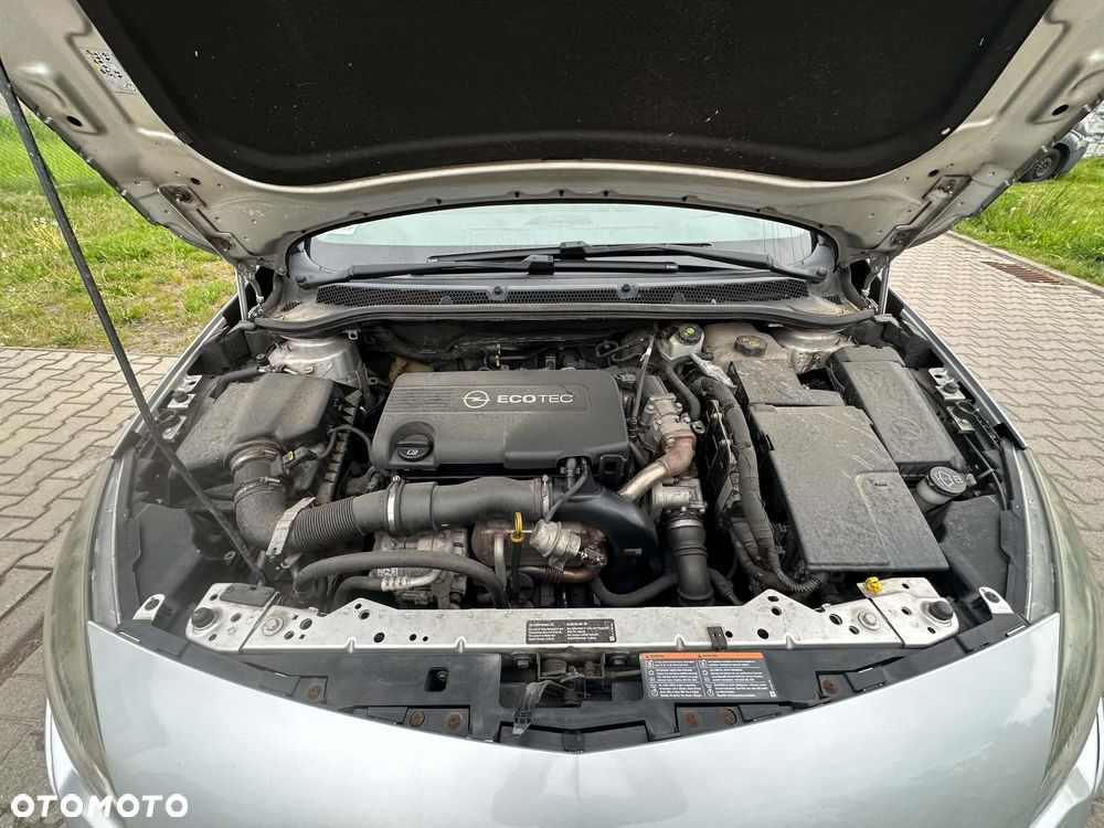 Opel Astra 1.7 CDTI Cosmo - 11