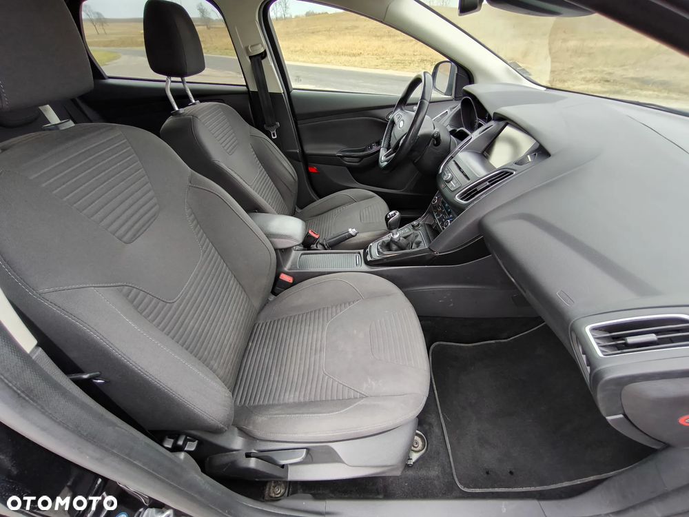 Ford Focus 1.0 EcoBoost Titanium - 7