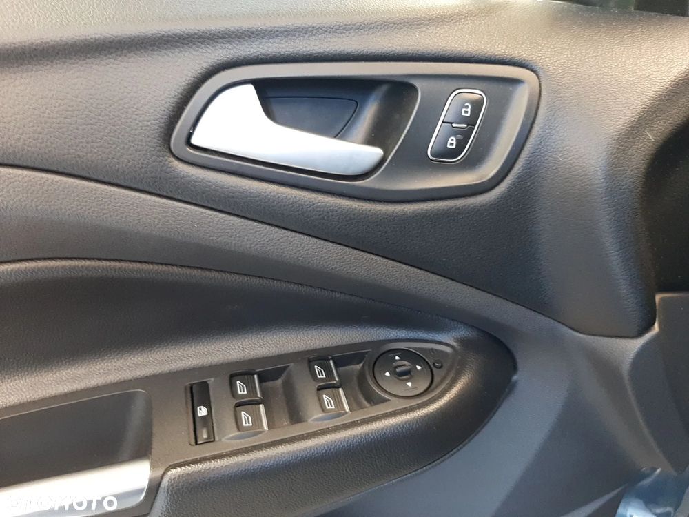 Ford Kuga 1.5 EcoBoost FWD Titanium ASS - 12