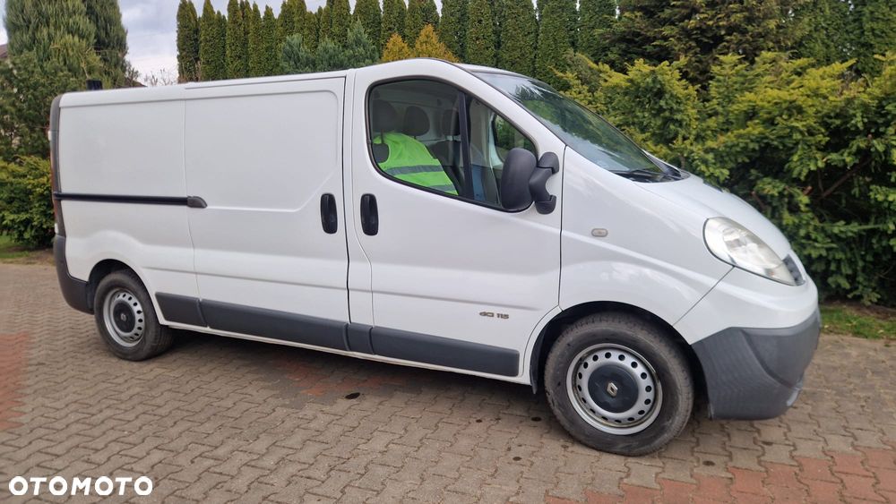 Renault Trafic - 1