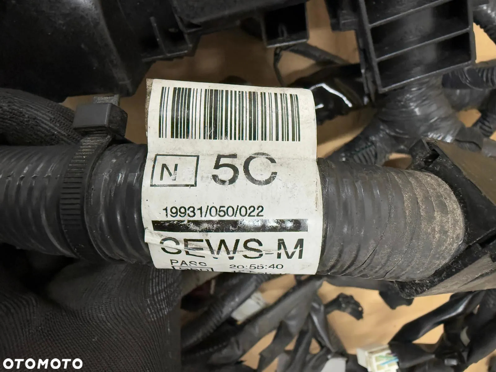 Nissan Qashqai II J11 1.2 DIG-T INSTALACJA KOMORY SILNIKA LAMP 24012BD72E - 6