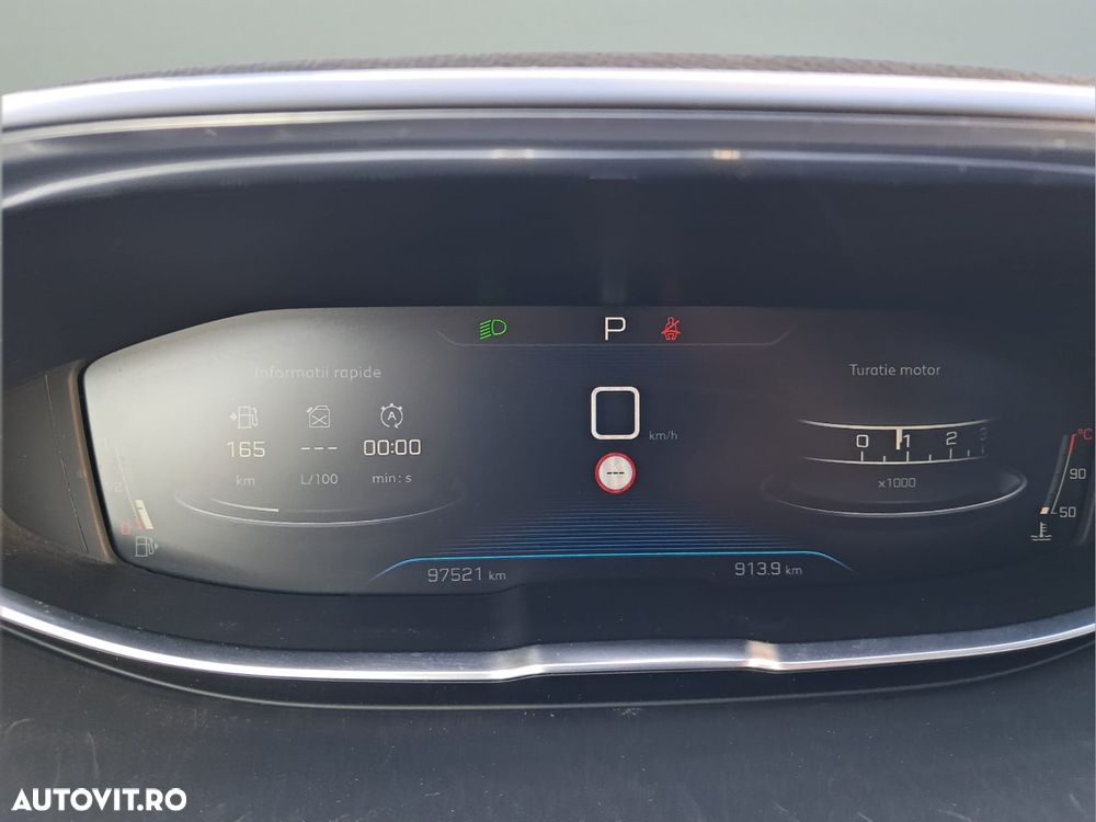 Peugeot 3008 1.6 PureTech Turbo S&S EAT8 Allure - 21